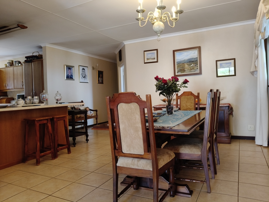 3 Bedroom Property for Sale in Wavecrest Eastern Cape
